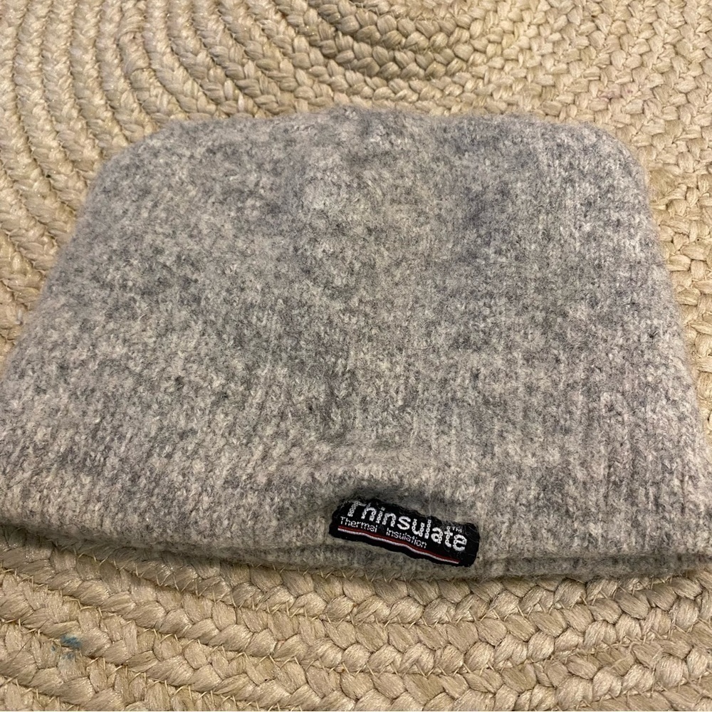Wool thinsulate hat one size